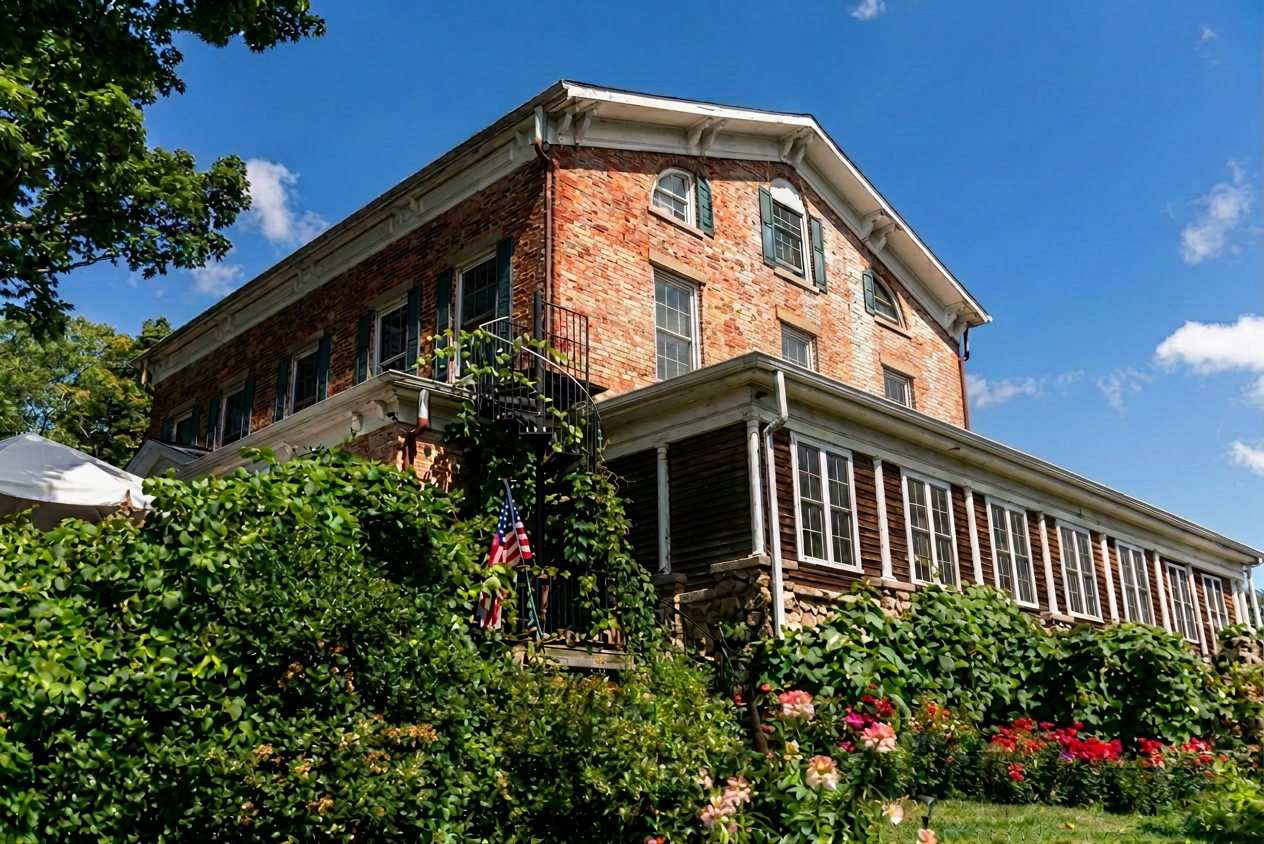 Bell's Mansion – Restaurant & Tap Room